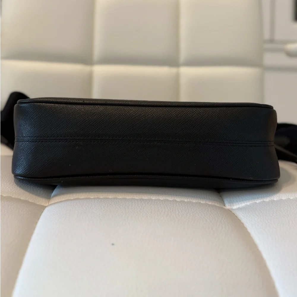 💥Prada Reedition Bag 💼 - Picture 13 of 15
